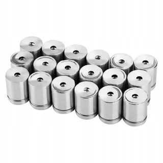 Dištančná skrutka s priemerom 19 mm/0,75 palca a dĺžkou 25 mm/0,98 palca.