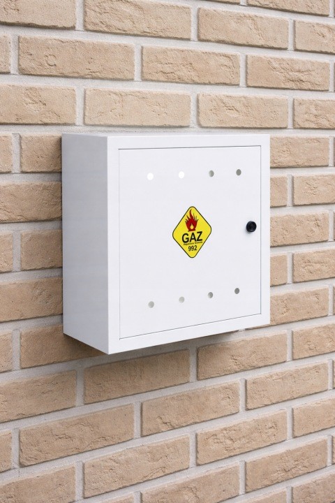 Biela plynová skrinka Instal-home 600 × 600 × 250 mm bez zadnej steny, s kľúčom