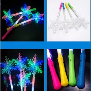 Strešné okno - 8ks LED žiariace snehové vločky Drevo Sticks