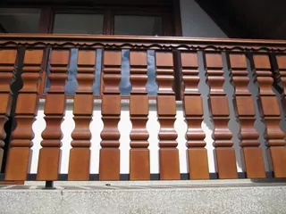 Balustrada pre balkón, terasa z dreva