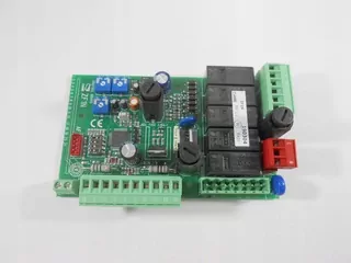 Podpora elektromagnetického zámku napájaného 12 V