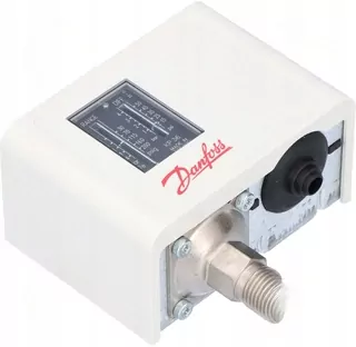 Vodovodné armatúry a spojka potrubia Danfoss 060-110866