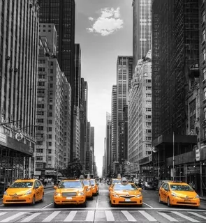 Fototapeta na mieru Avenue s taxíkom v New Yorku