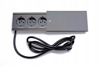 Zásuvka do pracovnej dosky, posuvná, 3 × 250V, čierna