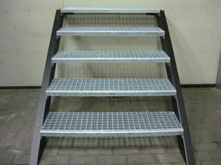 Jemné kovové schody C27 C-SYSTEM st.100 - pozink