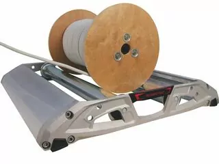 Odvíjač kábla Runpotec Pro 670, strieborný