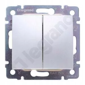 Spínač sviečky ALUMINIUM VALENA LEGRAND