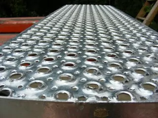 Novinkou Metal Stupne Type OFF 1000x270mm 40x2