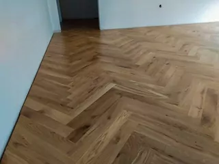 PARKETOVÁ Doska DUB TRIEDA RUSTIC, šírka 7 cm.