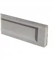 Dosky sú šedé betónové. Prvky sú vyrobené z betónu B25.