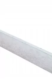 Dosky sú vo farbe bieleho betónu.