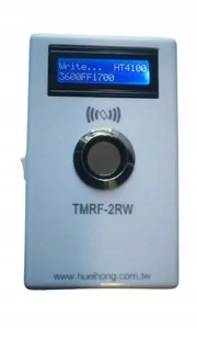 Programátor, duplikátor Dallas pastiliek, iButton kľúčov a kľúčenky 125 kHz s zobrazením čísla.