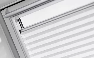 Strešné okno - Skladaný slepý VELUX FHL 94x140 P08 PK08