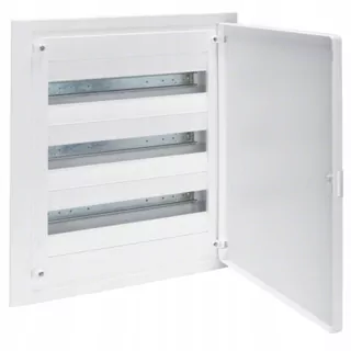 Istič - Flush rozvádzač 3 × 18 elektrickej box