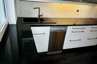 Pracovné dosky, parapety. Použitie pre interiér a exteriér