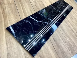 Mramorové schody, čierna stopwater 100x30 lesk