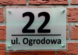 6 vzorov grafiky, 12 farieb fólie a ľubovoľné písmo