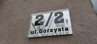 3D tabuľka pre dom s hliníkovým pozadím