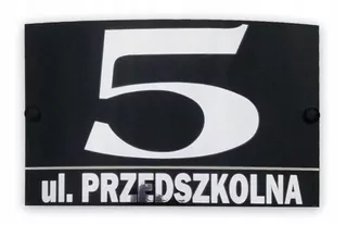 Montážna sada v cene (2 skrutky + 2 hmoždinky (6 mm) + 2 uzáverov)