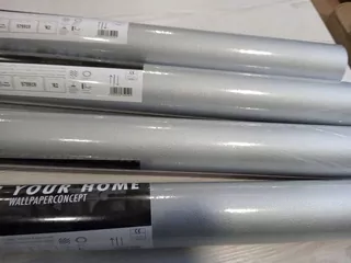 Vinylová tapeta na papieri s rozmermi 0,53 m x 10,05 m.