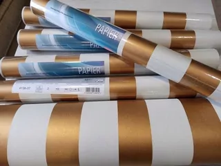 Papierová tapeta s rozmermi 0,53 m x 10,05 m.