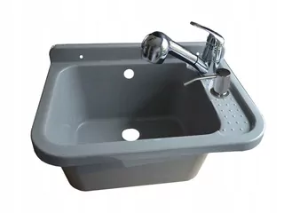 Kompletná úžitková komora s rozmermi 50 × 34 × 21 cm s batériou a dávkovačom