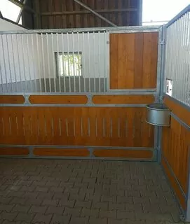 Euroan1 MeyInski Boxingové boxy pre pole Horses
